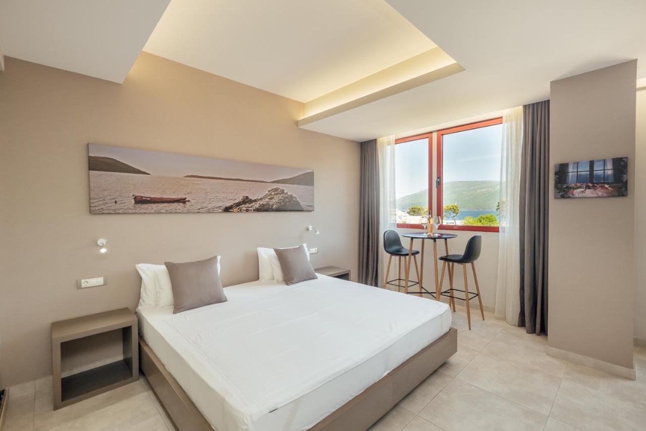 Centar Novi Hotel แฮร์เซ็ก-โนวี ภายนอก รูปภาพ