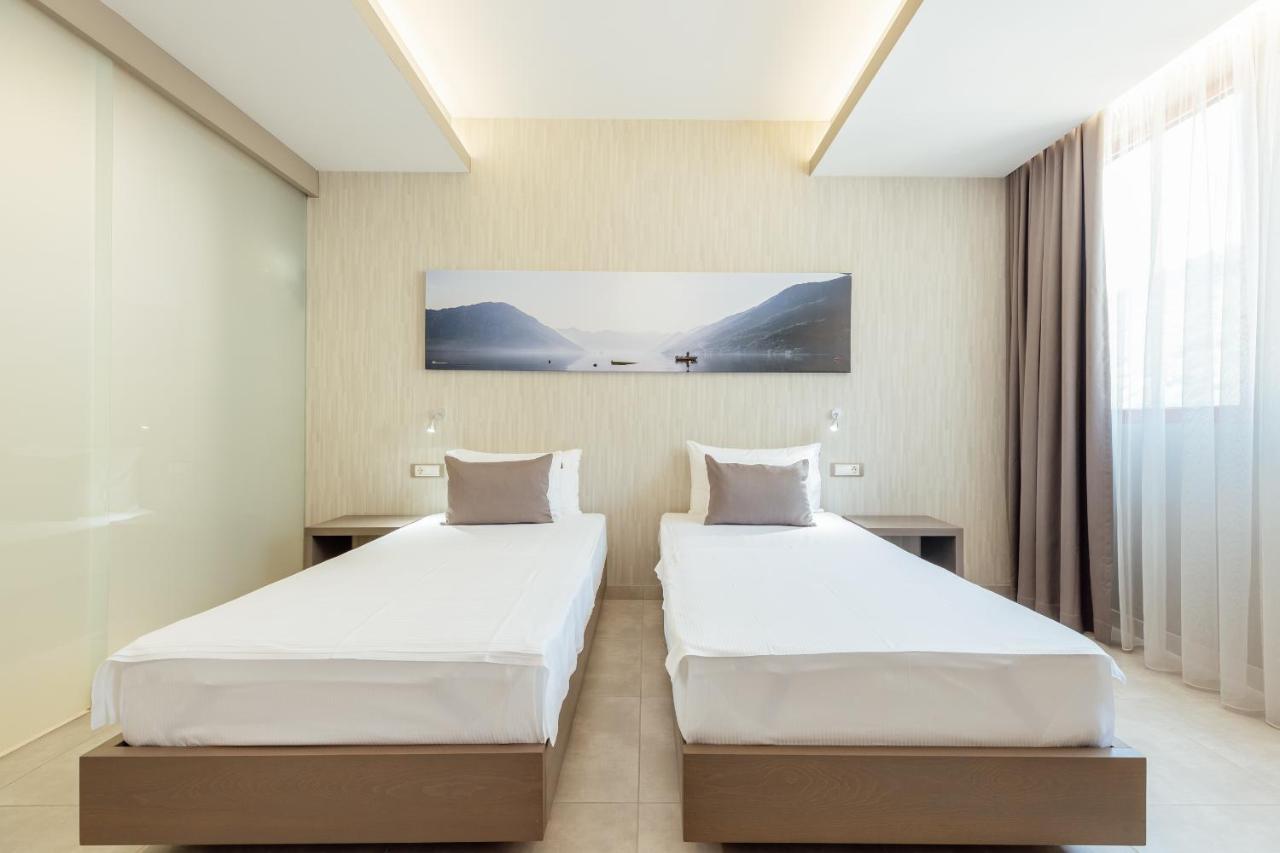 Centar Novi Hotel แฮร์เซ็ก-โนวี ภายนอก รูปภาพ