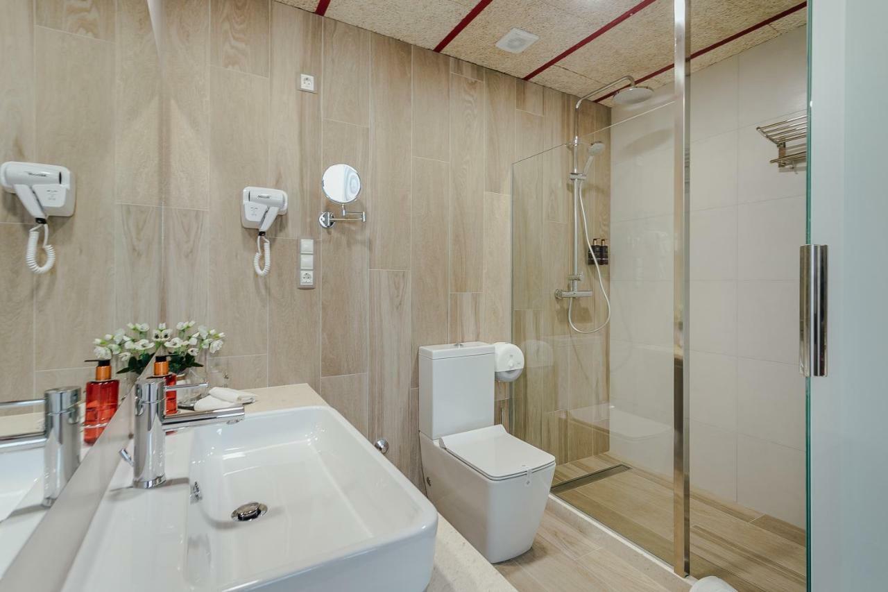 Centar Novi Hotel แฮร์เซ็ก-โนวี ภายนอก รูปภาพ
