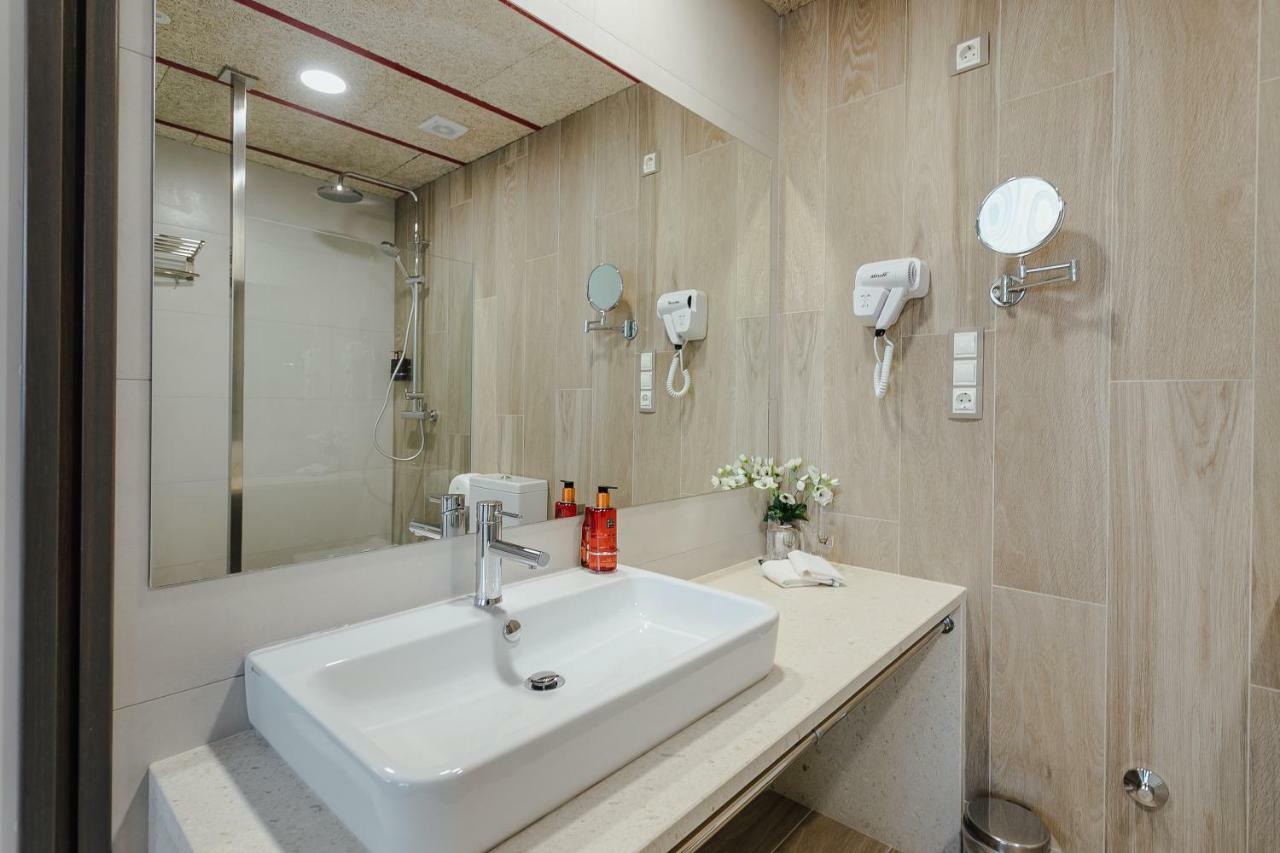 Centar Novi Hotel แฮร์เซ็ก-โนวี ภายนอก รูปภาพ
